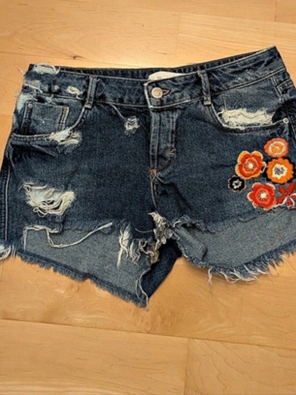 ZARA Distressed Denim Jean Shorts With Floral Embroidery